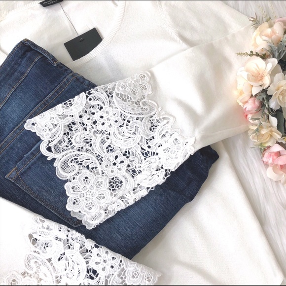 Cyrus Tops - Cyrus Crochet Lace Long Sleeve Knit Top